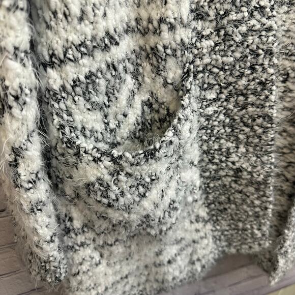 BB Dakota Eyelash Open Cardigan Ivory White Black Patterned Small Soft Cozy - Picture 7 of 9